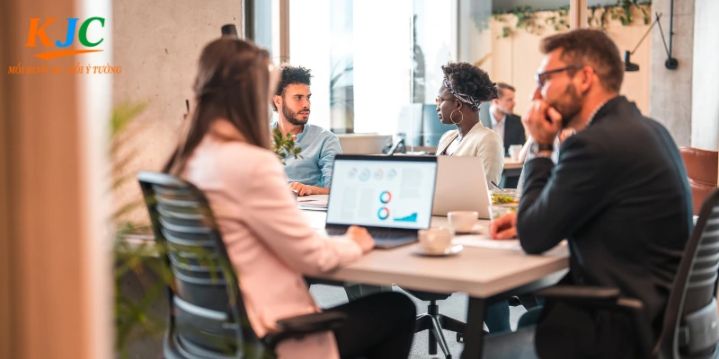 Chế độ thưởng cho nhân viên truyền thông