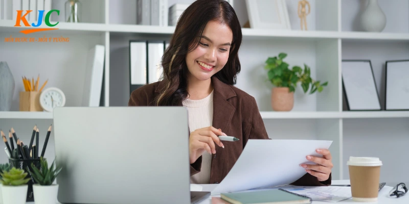 Quy định làm việc đối với bộ phận hành chính